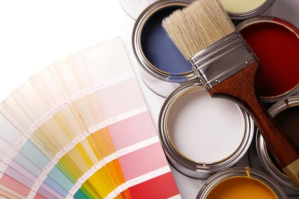 Should You DIY or Hire a Pro For Your Interior Painting Project?
