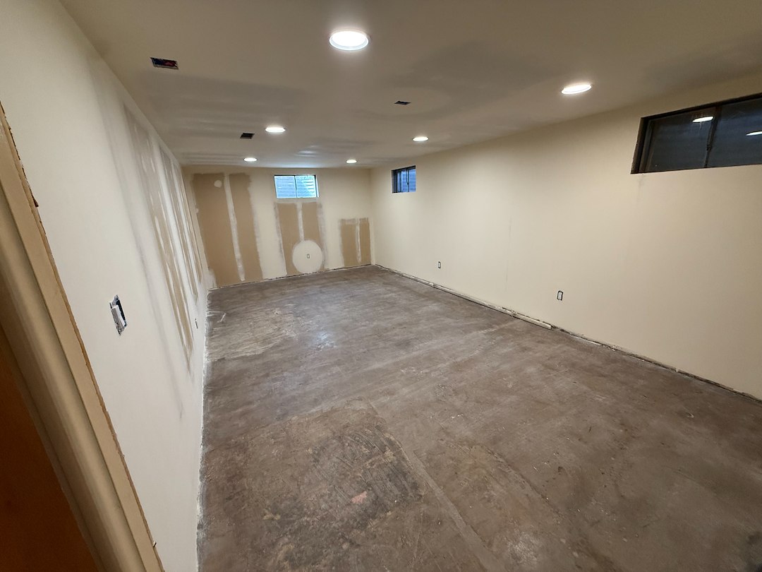 BASEMENT DRYWALL INSTALLATION IN DENVER, CO